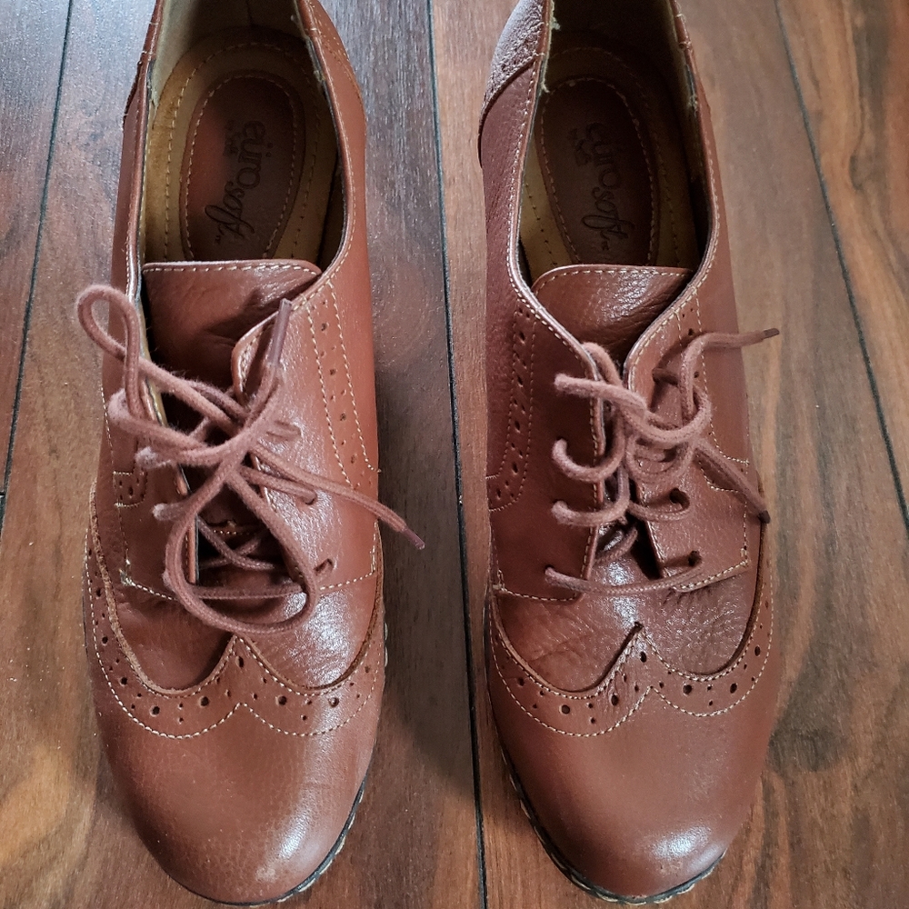 Euro Soft by Sofft ankle booties